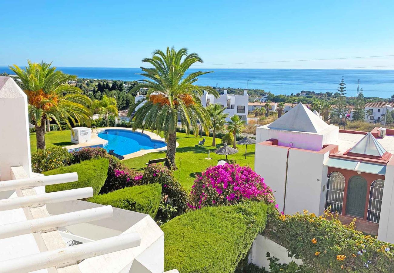 Radhus i Nerja - Town House Alhambra 9 in Nerja