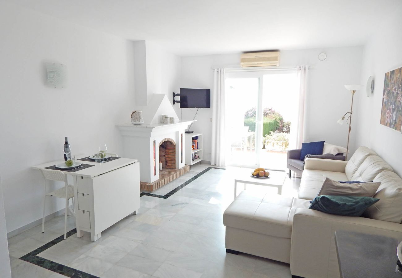 Radhus i Nerja - Town House Alhambra 9 in Nerja