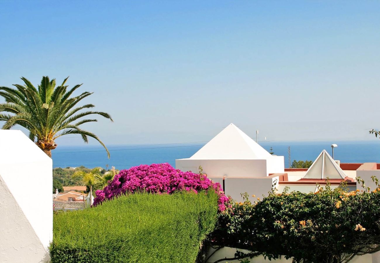 Radhus i Nerja - Town House Alhambra 9 in Nerja