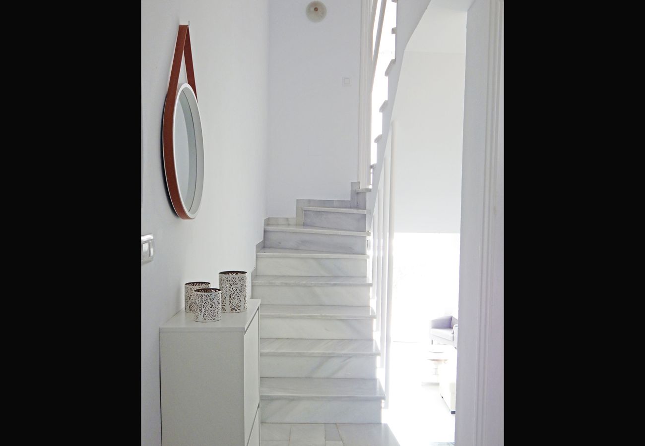 Radhus i Nerja - Town House Alhambra 9 in Nerja