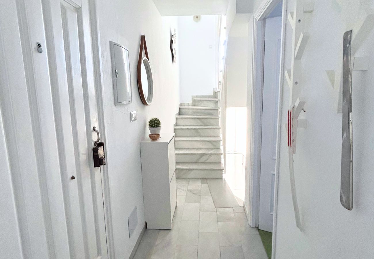 Radhus i Nerja - Town House Alhambra 9 in Nerja