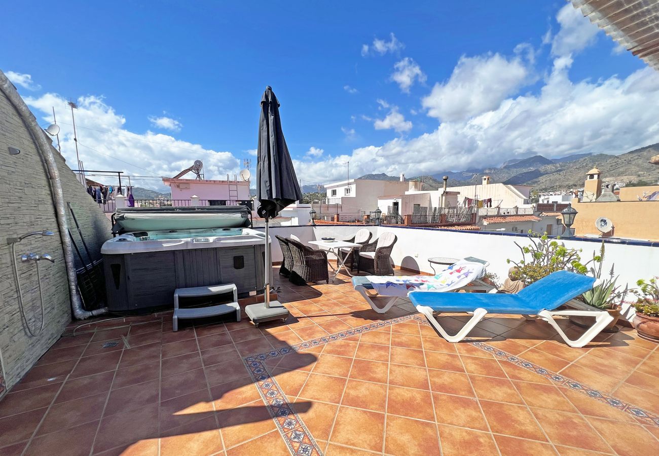 Radhus i Nerja - Calle Goya 3