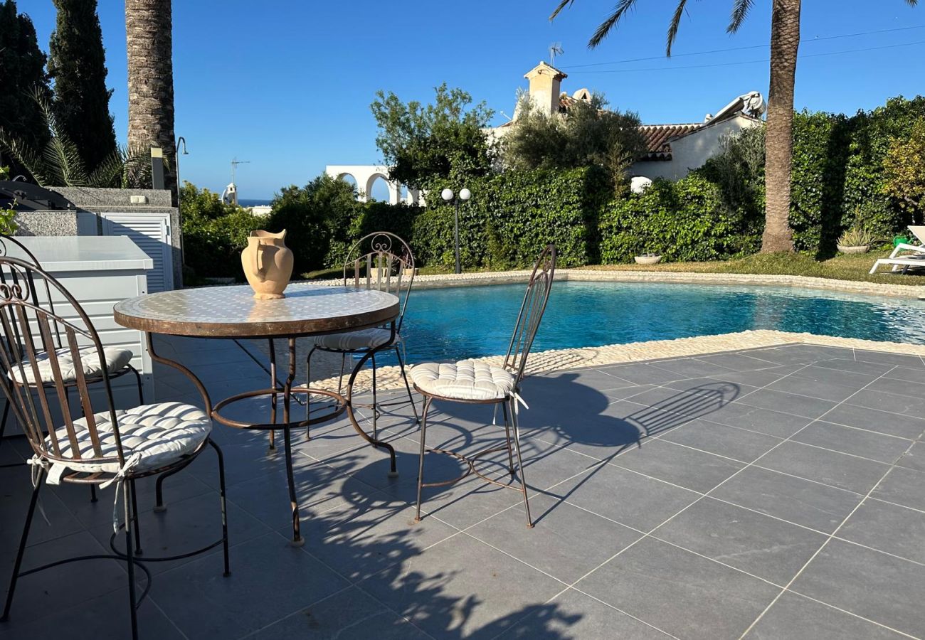 Stuga i Nerja - Las Conchas 11 House in Nerja