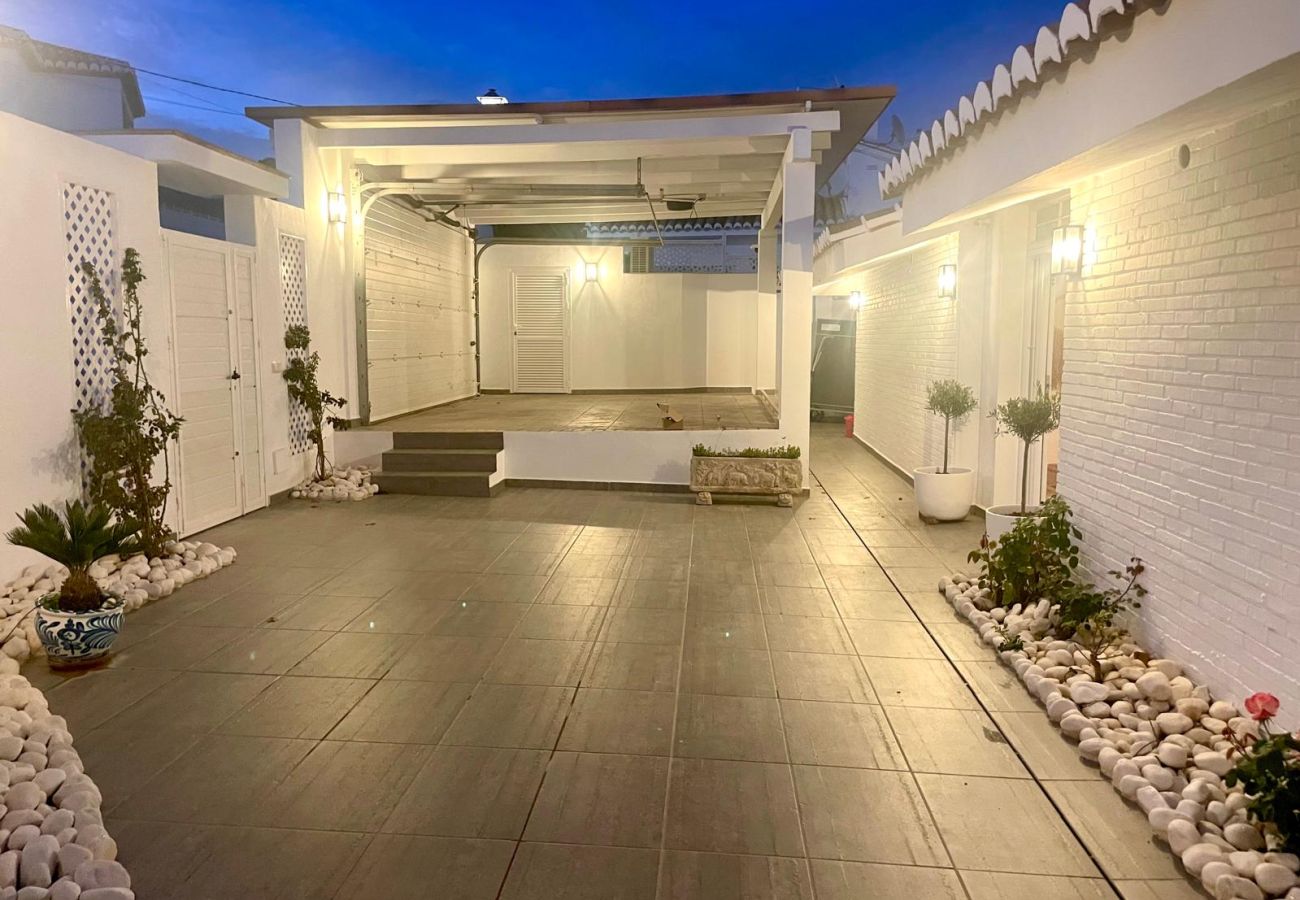 Stuga i Nerja - Las Conchas 11 House in Nerja