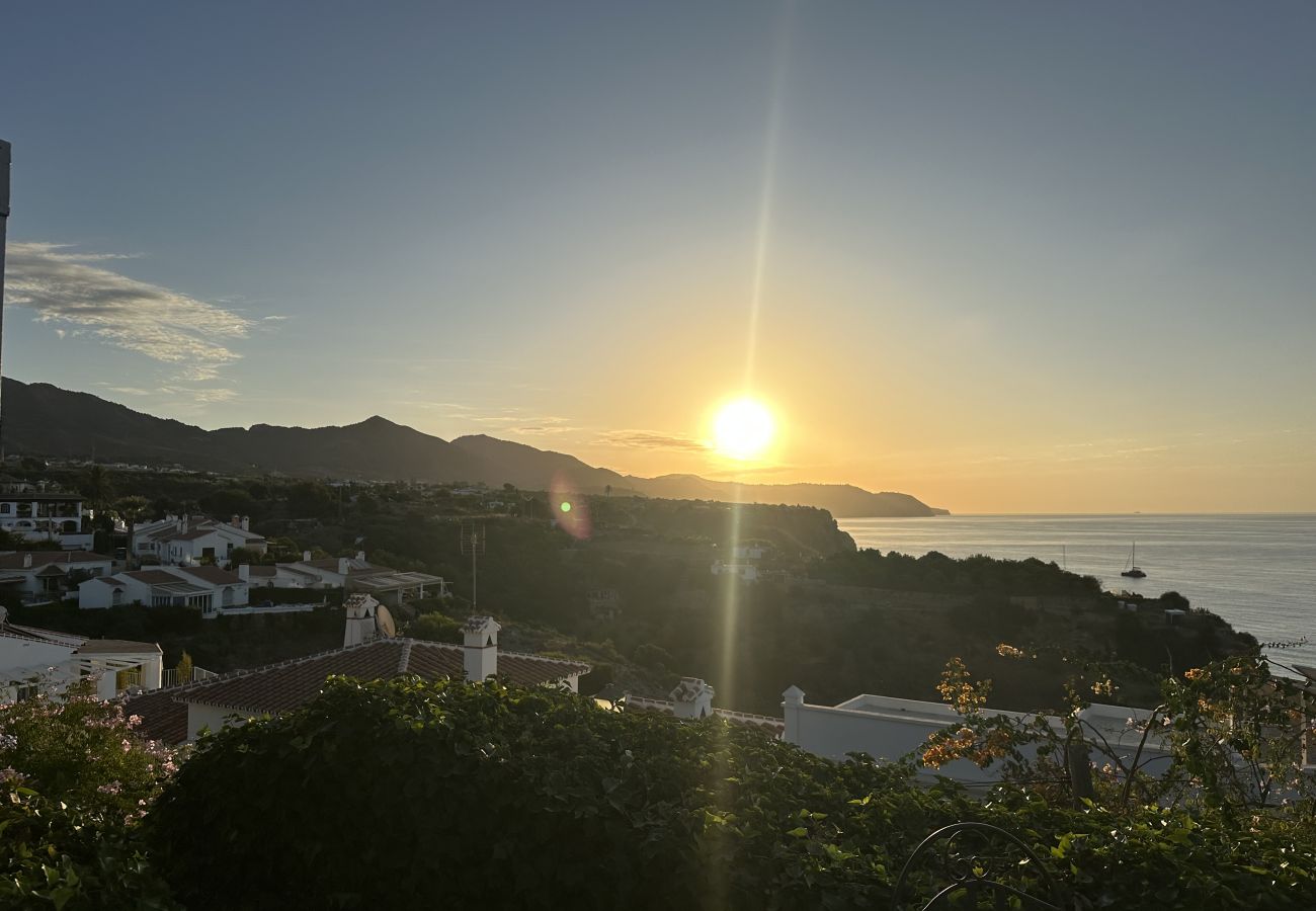 Stuga i Nerja - Las Conchas 11 House in Nerja